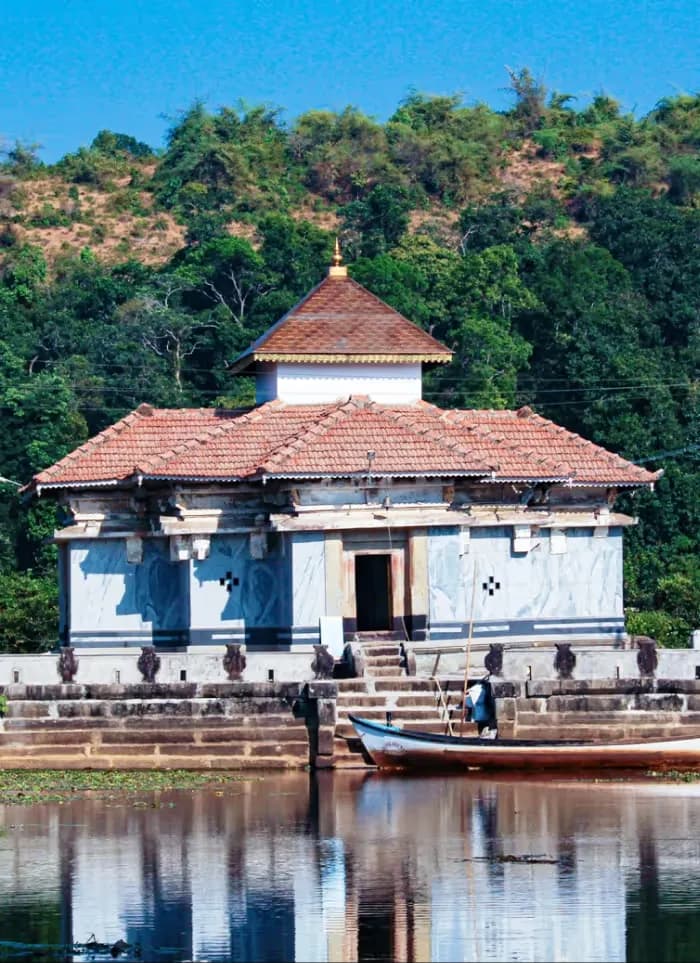 Varanga Jain Basadi slide 3